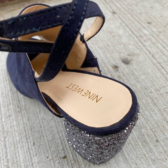Nine West navy ankle strap chunky glitter heals Women’s size 6.5M - Picture 3 of 6
